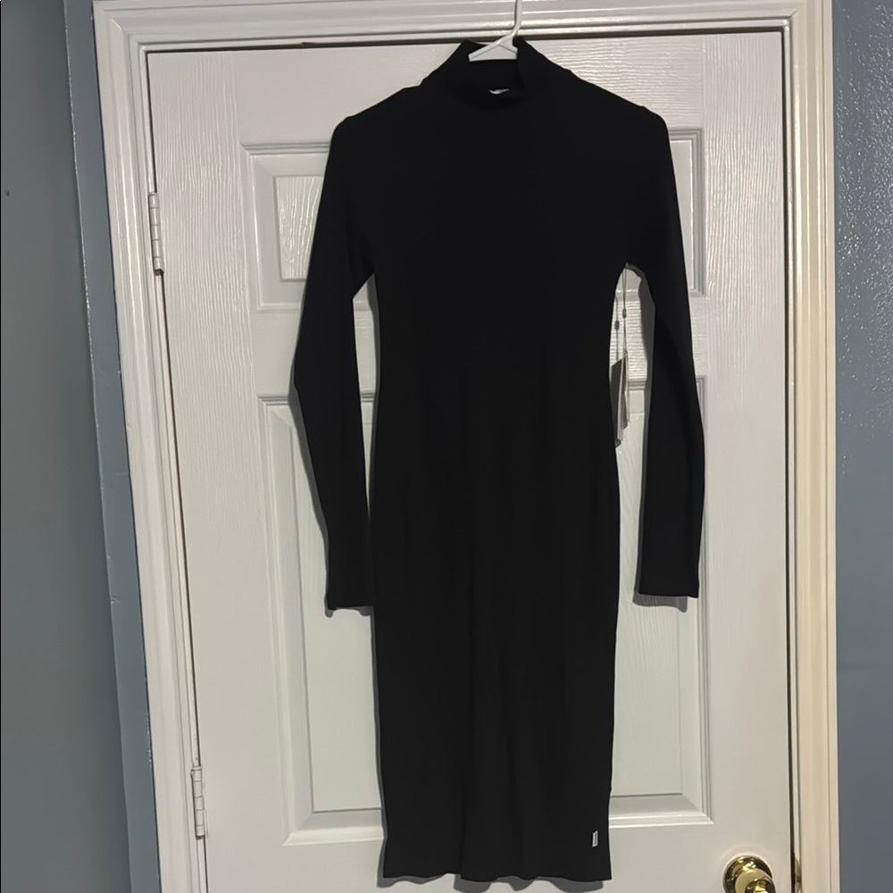 Chic Black Long Sleeve Dress